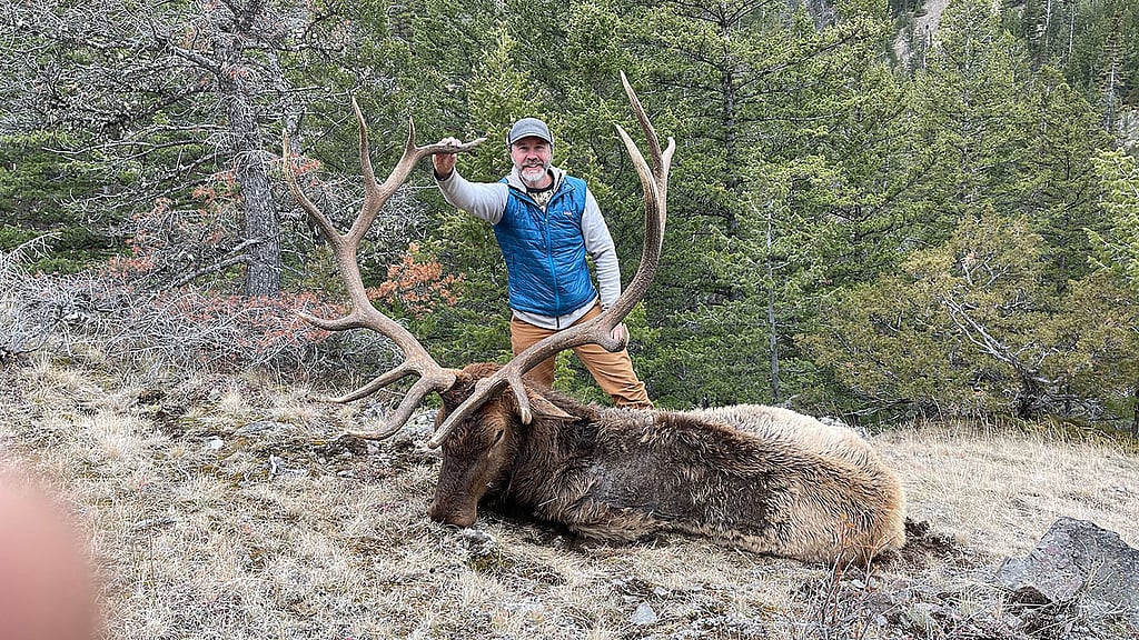 Wyoming wilderness horseback hunts