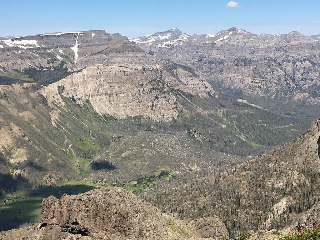 Young’s and Thorofare mountain South Fork of the Shoshone from the Shoshone Plateau