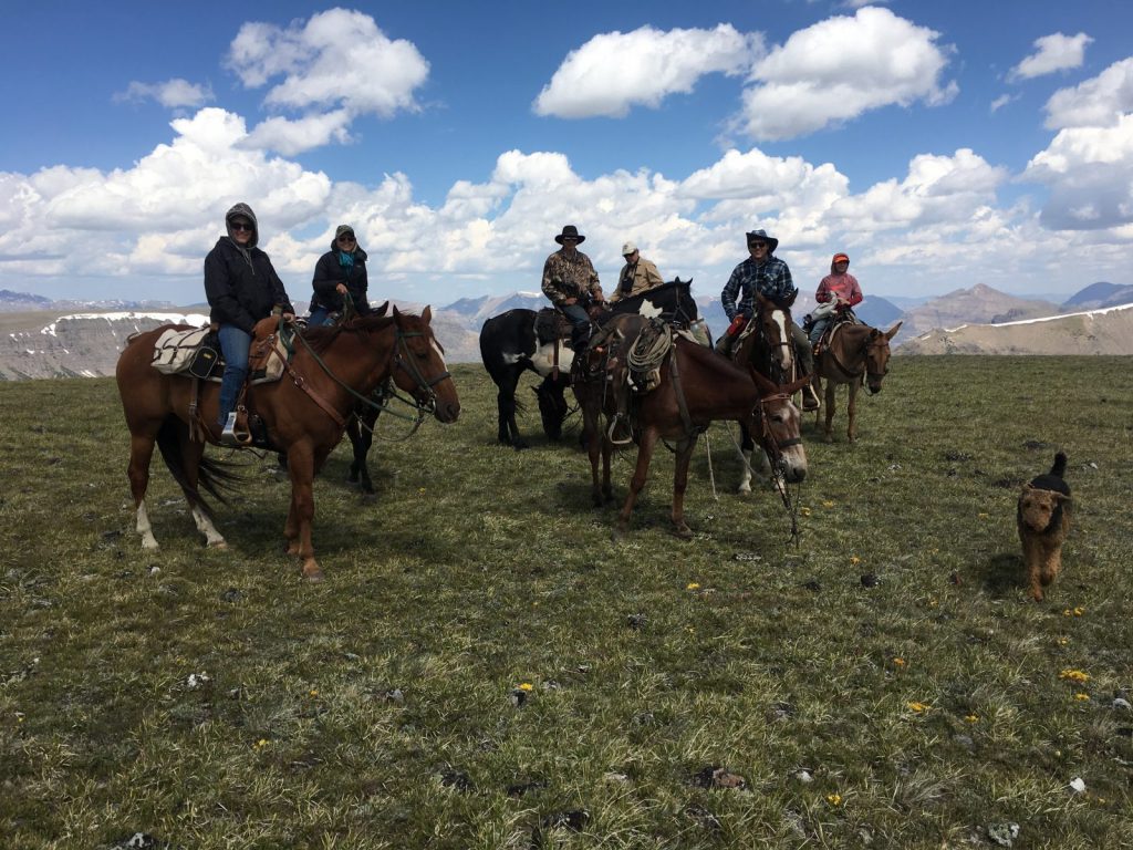 Day ride on a progressive pack trip Shoshone Plateau